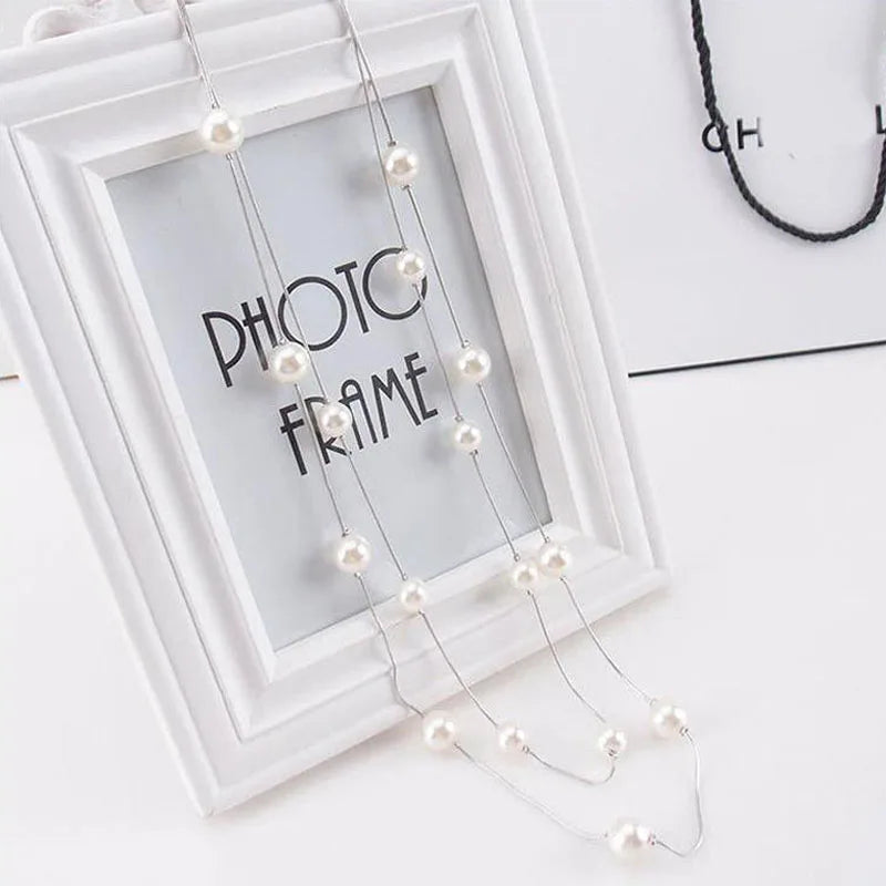 Perla Long Necklace
