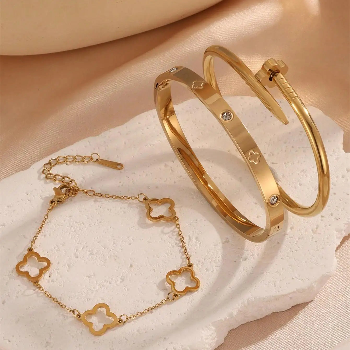 Lucky clover bracelet sets