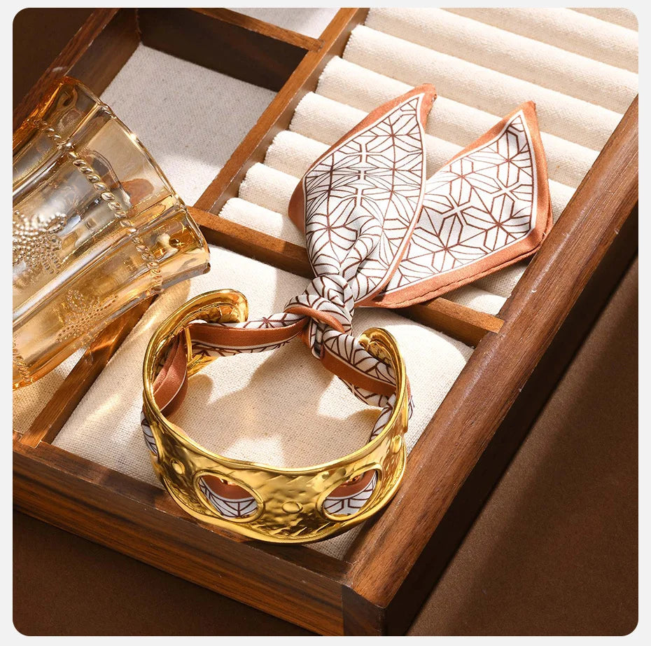 Lilly Silk Scarf Bangles With Pattern Stainless Steel