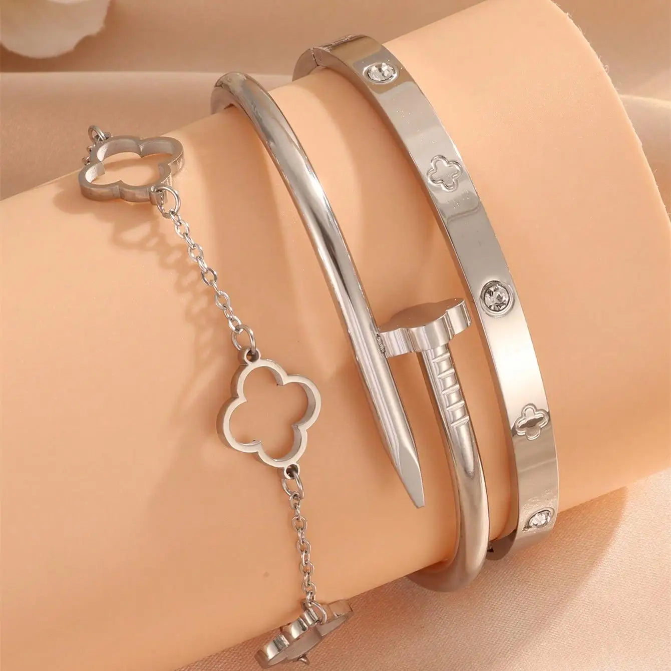 Lucky clover bracelet sets