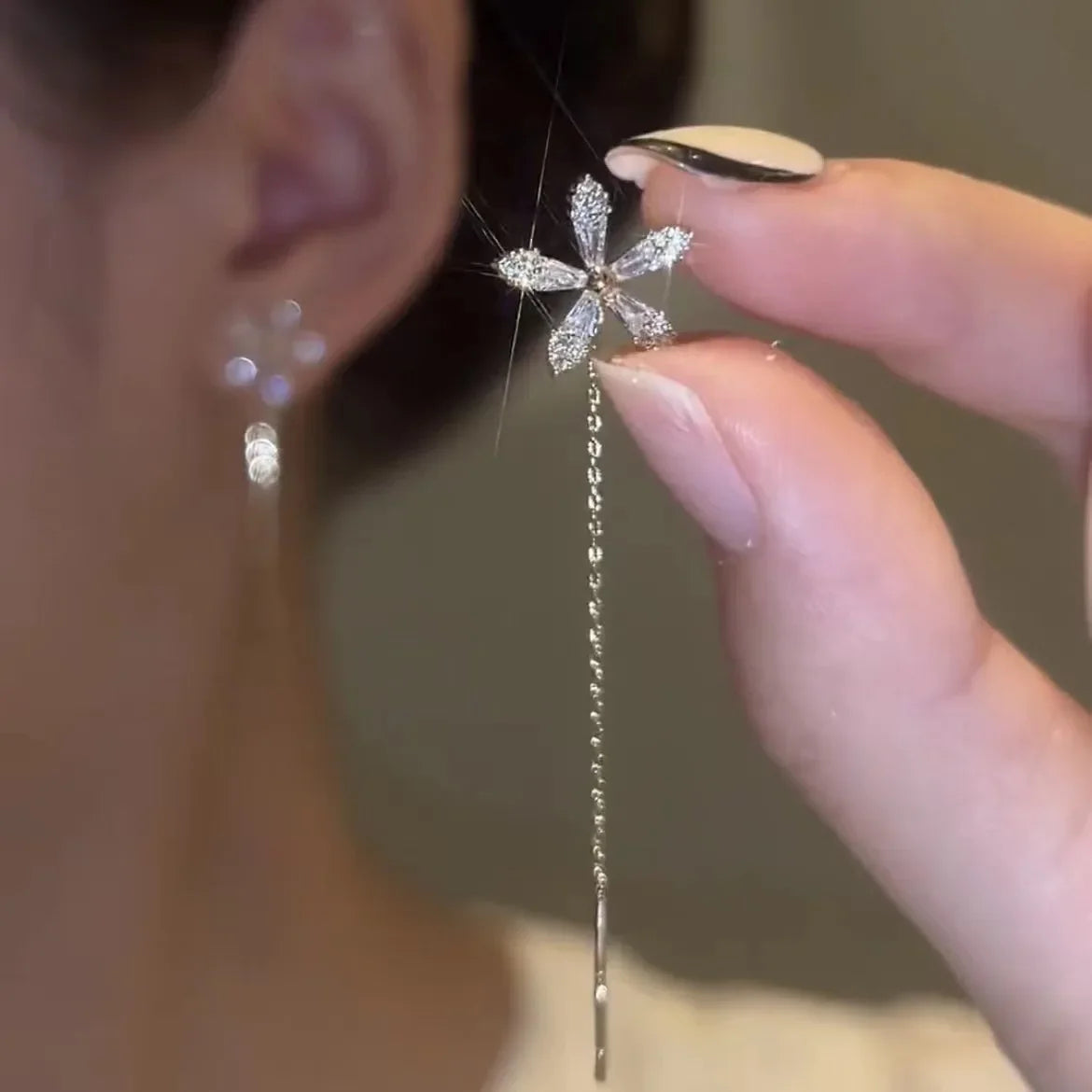 Daisy Drop Earrings